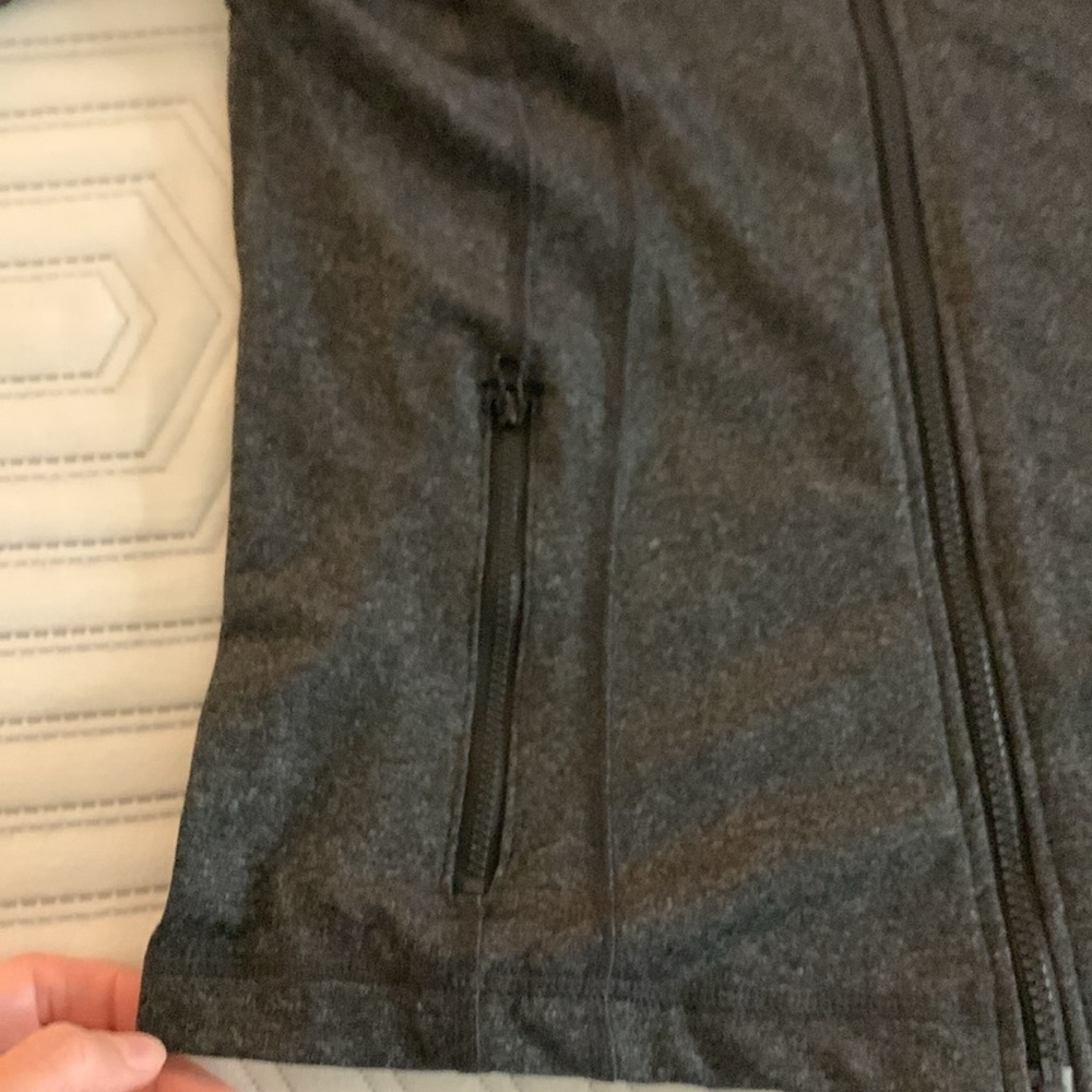 Danskin Athletic Jacket - Picture 5 of 6